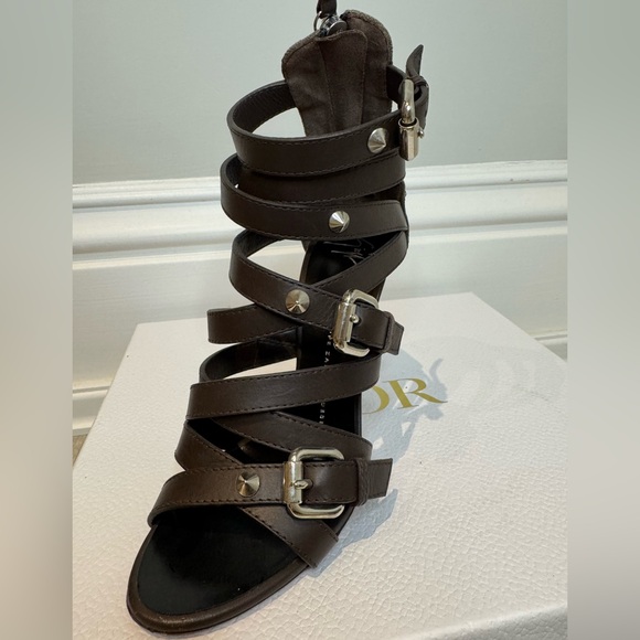 GIUSEPPE ZANOTTI WORK OF ART! Super Sexy And Edgy Heel! - Picture 3 of 7